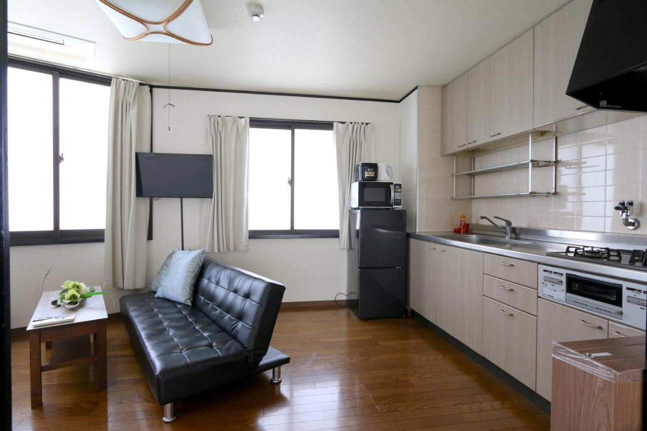 Liz3 Guest House Liz Nakazakicho Osaka Exterior foto